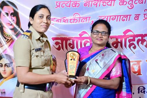 जागतिक महिला दिन – वेशभूषा व डान्स स्पर्धा – २०२४